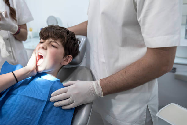 Best Emergency Broken Tooth Repair in Teaticket, MA